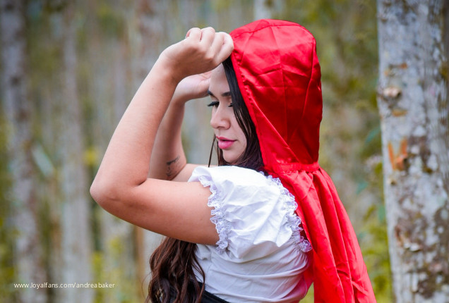 Beautiful very wet Latina do squirt - andreabaker Official Profile