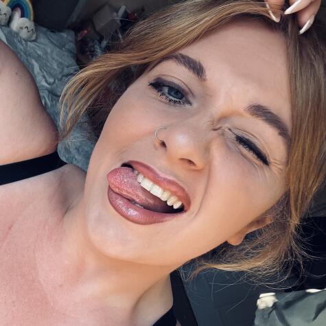 RoxyLaBelle avatar