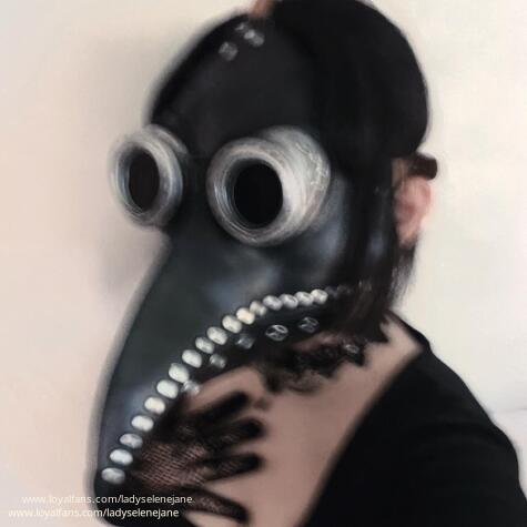 Ladyselenejane avatar