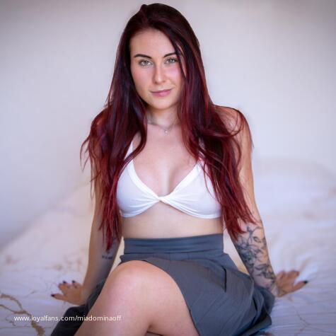 Mia Domina off avatar