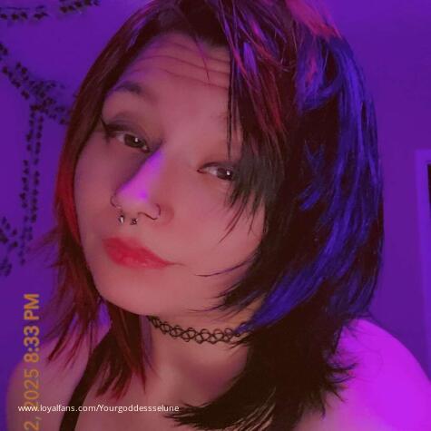 YourGoddessSelune avatar
