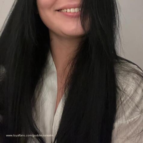 GoddessXRealm avatar