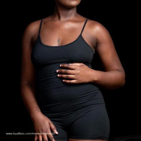 Melaninbaddie23 avatar