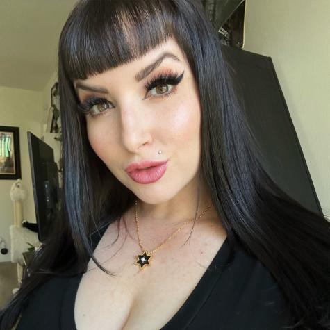 Jenna Valentine's Official Social Fan Page | LoyalFans