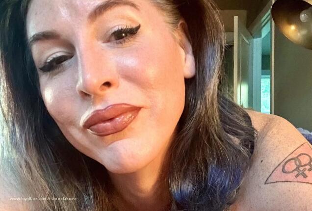 What An 11 Minute Video Call With A Tgirl MILF Is Like TS Lucinda what-an-11-minute-video-call-with-a-tgirl-milf-is-like-ts-lucinda