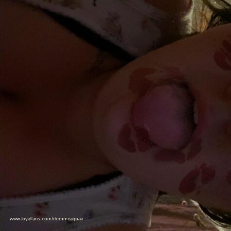 Domme Aquaa avatar