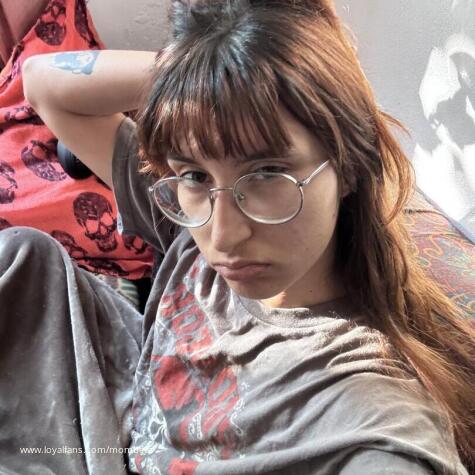mombeth avatar