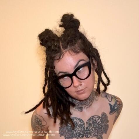 Mistress Sortari avatar