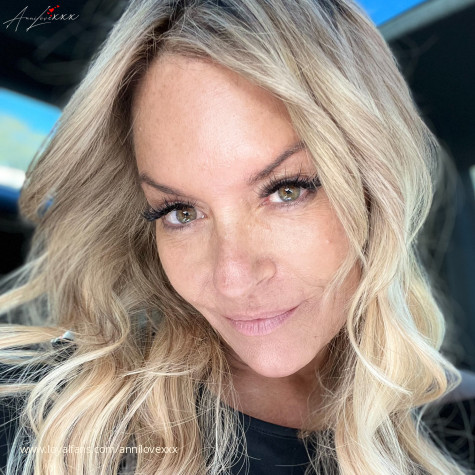 Anni LoveXXX’s Official Social Fan Page | LoyalFans