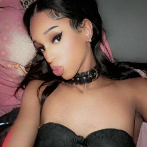 Hennessydolls avatar