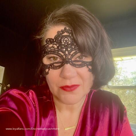 MadameCashmere avatar