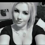 LadyLola28 avatar