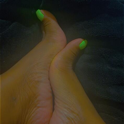 Feetbnaughty avatar