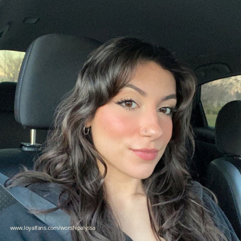 Goddess Alyssa Findom Femdom avatar