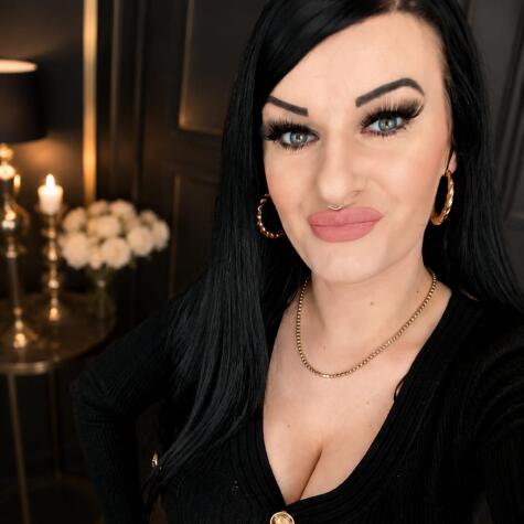 Findom_Miriam _ avatar