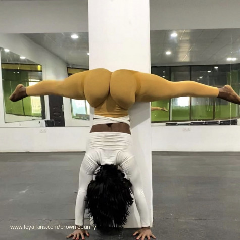 BunnieBrownie avatar