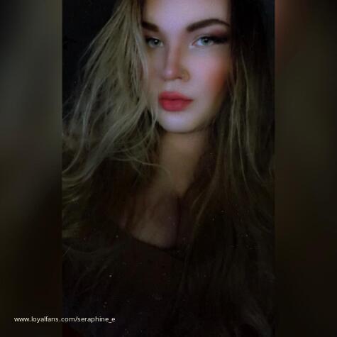 Seraphine_e avatar