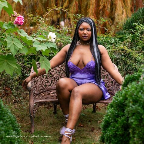 Enchantress of simps avatar