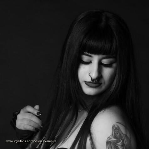 Domina Vampira avatar