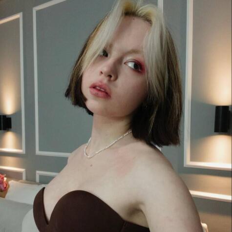 MollyHuntt avatar