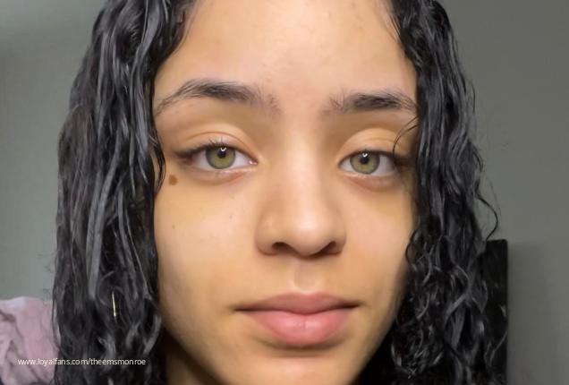 Topless Soles Self-Worship - theemsmonroe Official Profile | www