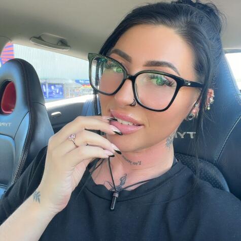 Dark_GoddessXo avatar