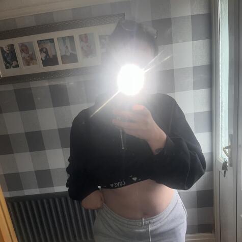 HannahJ1998 avatar