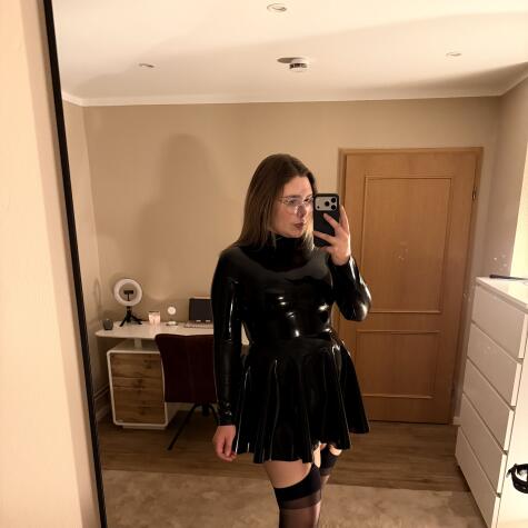 Zoey_May avatar