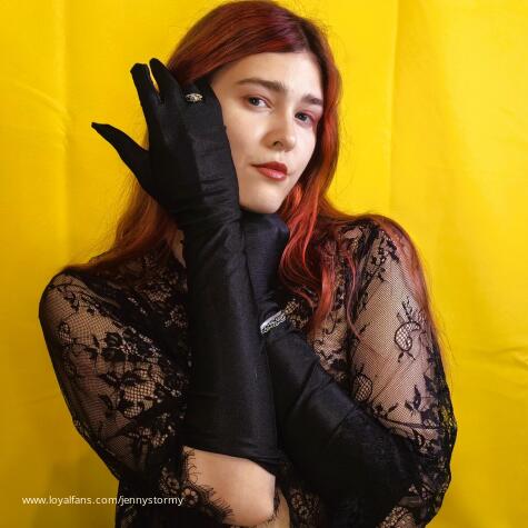 JennyStormy avatar