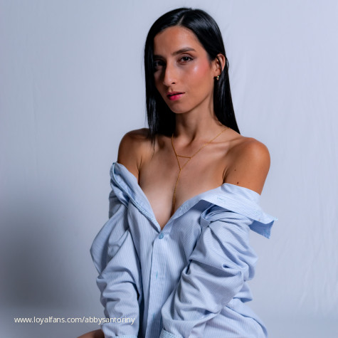 AbbySantoriny avatar