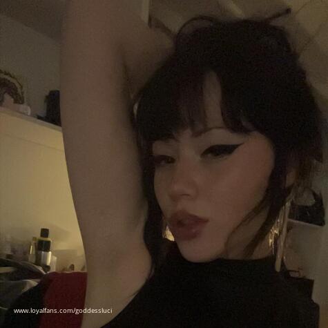 goddess luci findom avatar
