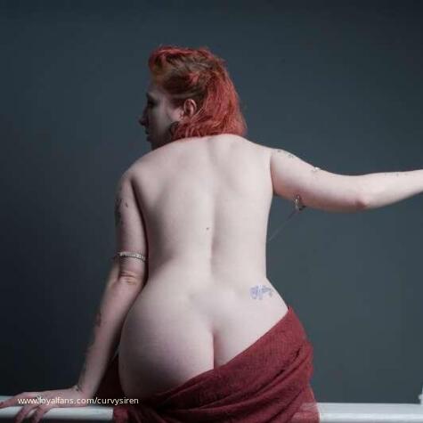 Curvy Siren Goth Punk Goddess Queen MILF Hottest Domme Squirter avatar