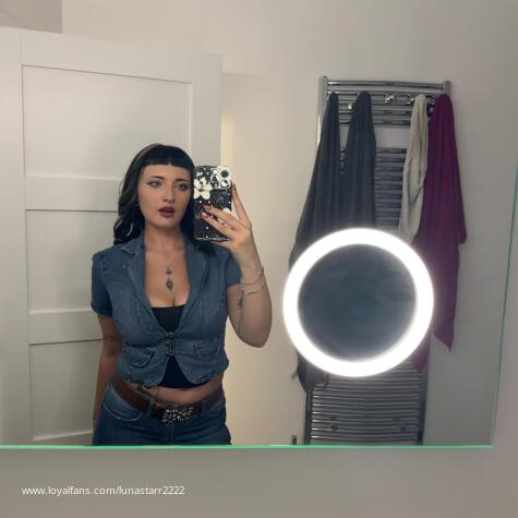 lunastarr2222 avatar