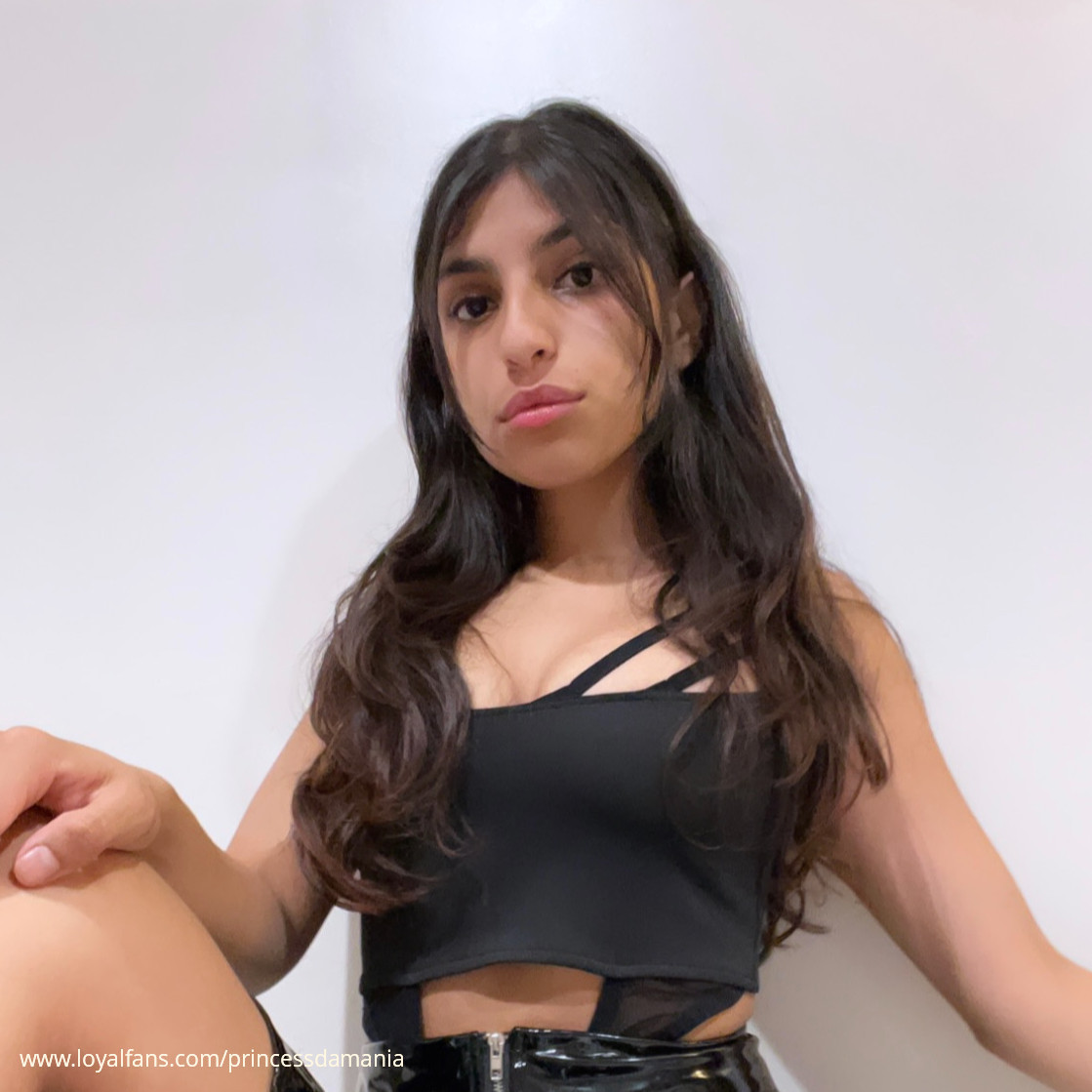 Findom Princess Damania's videos and clips Official account LoyalFans