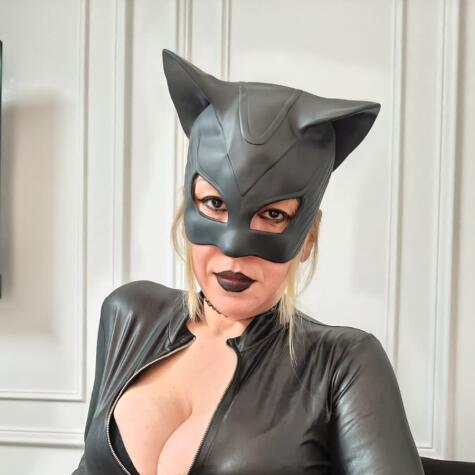 PeggyFister avatar