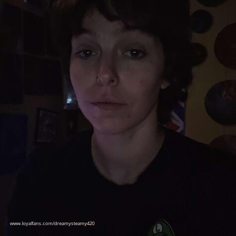 Dreamysteamy420 avatar