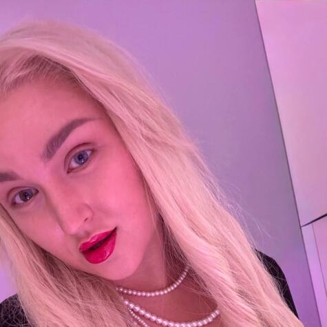 AmelieRowan avatar