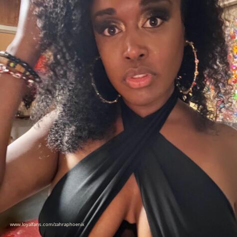 Zahra Phoenix Findom avatar