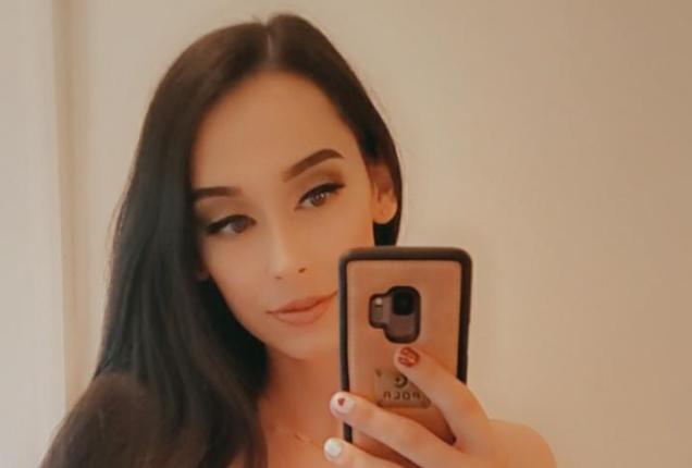 TBT to when I was a full on brunette 💙 - Kandy Kaines Official Photos