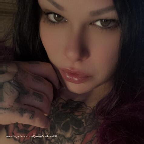 GoddessLorraCrowne avatar