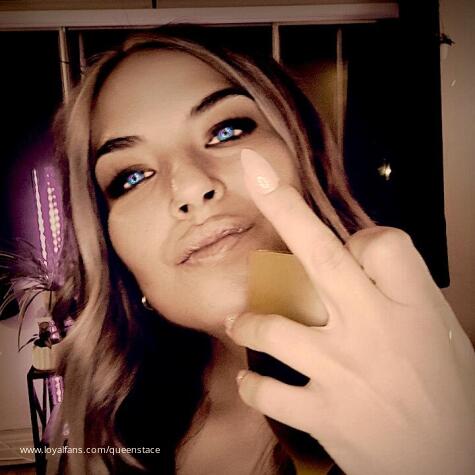 QueenStace avatar