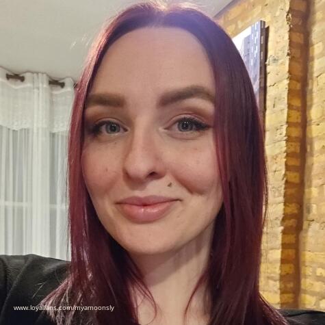 Mya Moonsly avatar