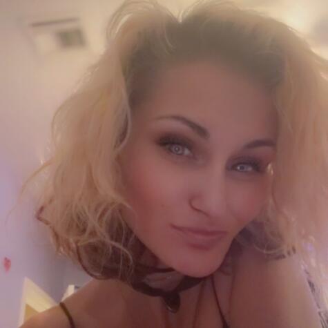 Ari Starr777 avatar