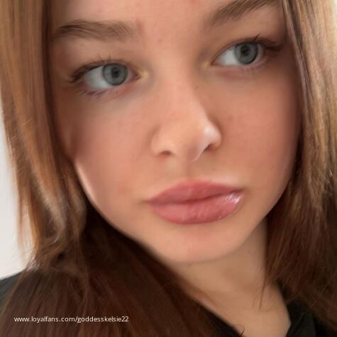 Goddesskelsie22 avatar