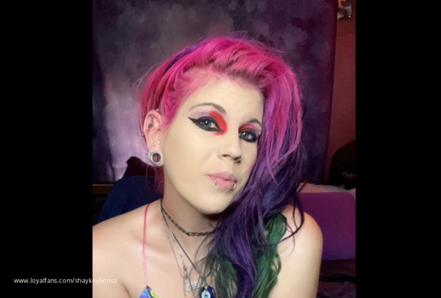 GIANT Glass buttplug and anal play - Shaykeybonez Official Profile