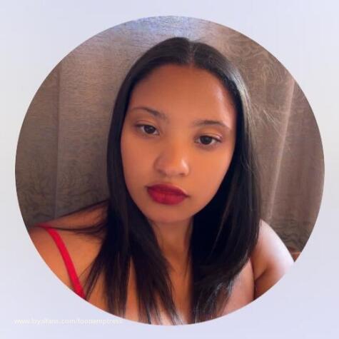 Foot Temptress's videos and clips | Official account | LoyalFans