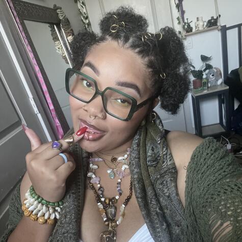 Mistress Divine777 avatar