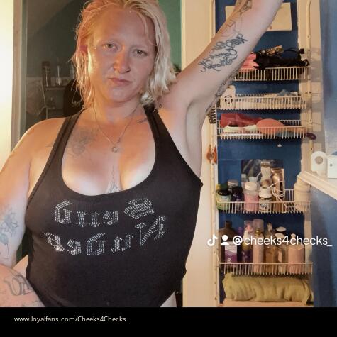 Cheeks4Checks avatar