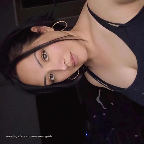 RosemaryPieh avatar
