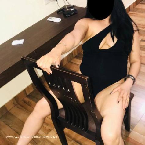 indianhotwifeeve avatar